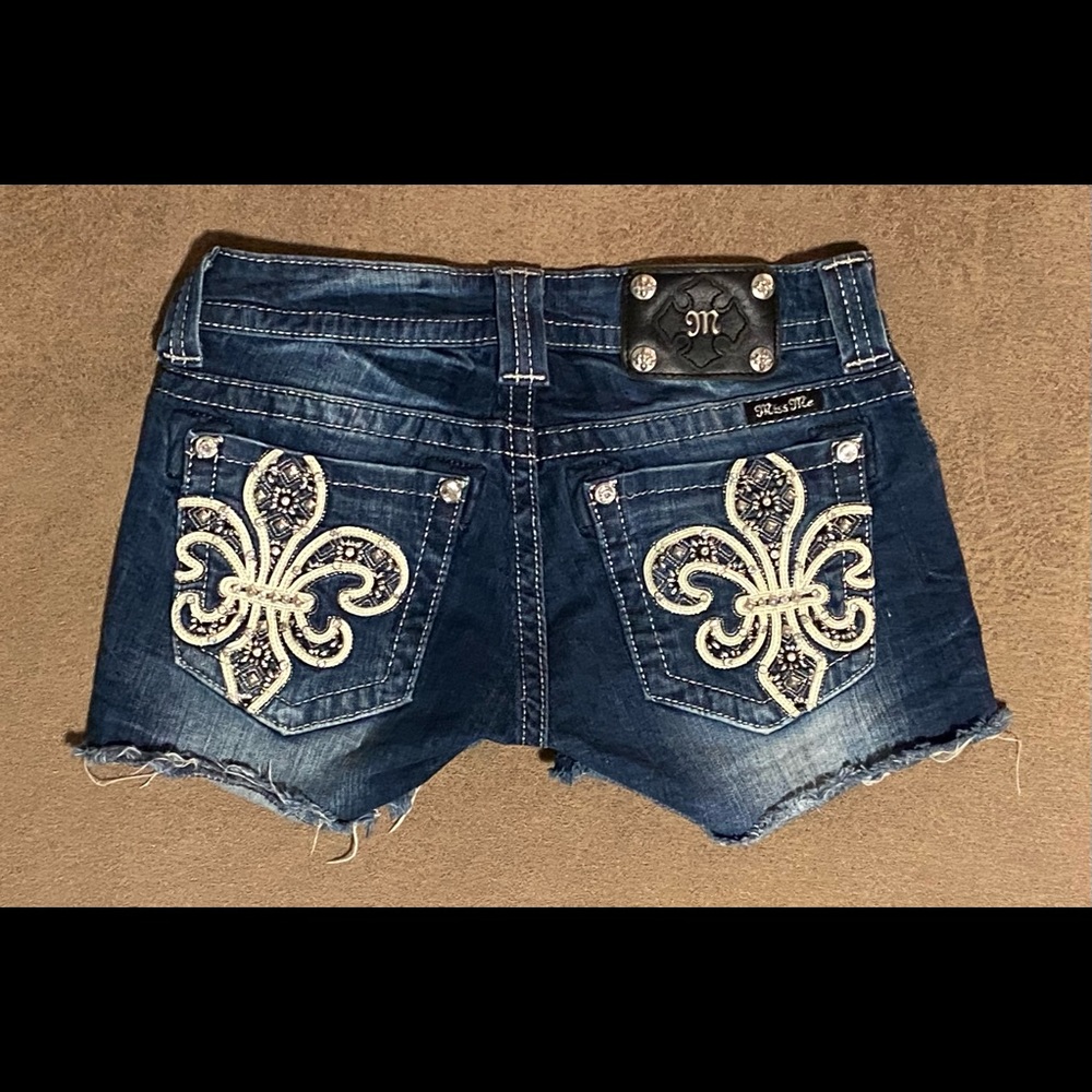 Women’s MISS ME Cut Off Jean Shorts JP6183H Sz 27